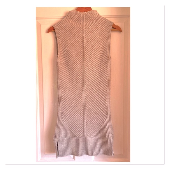 Country Road Sweaters - Country Road Grey Sleeveless Knit Tunic